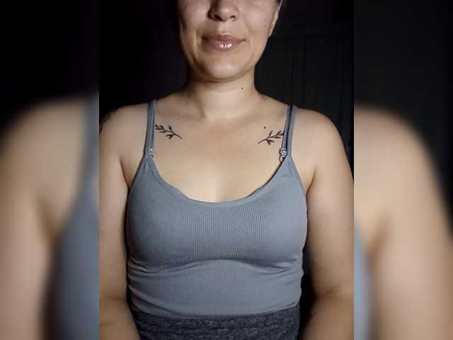 Diana1998 live cam on BongaCams