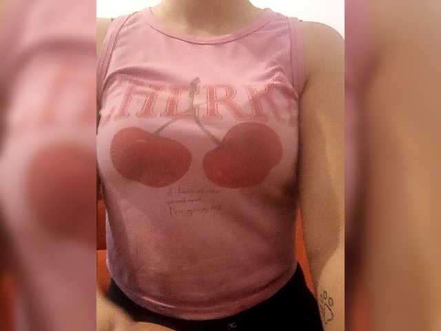 Diana1998 live cam on BongaCams