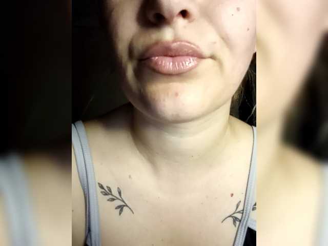 Diana1998 live cam on BongaCams