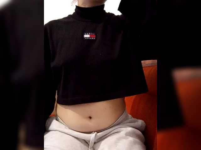 Diana1998 live cam on BongaCams