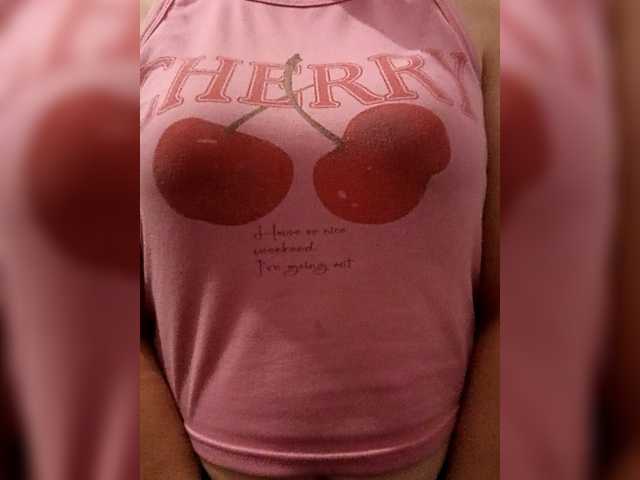 Diana1998, en directo ahora en BongaCams