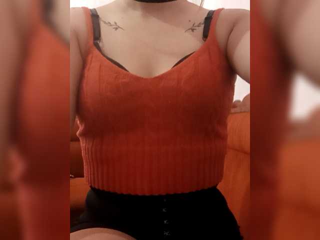 Diana1998 live cam on BongaCams