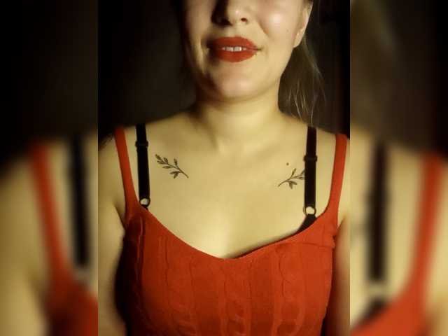 Diana1998 live cam on BongaCams