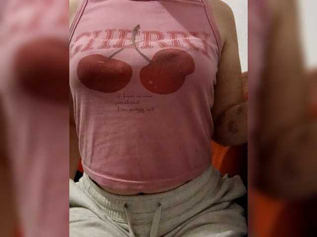 Diana1998 live cam on BongaCams