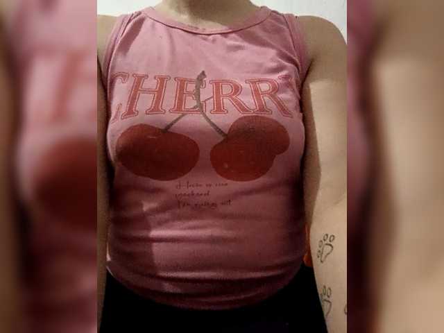 Diana1998 live cam on BongaCams