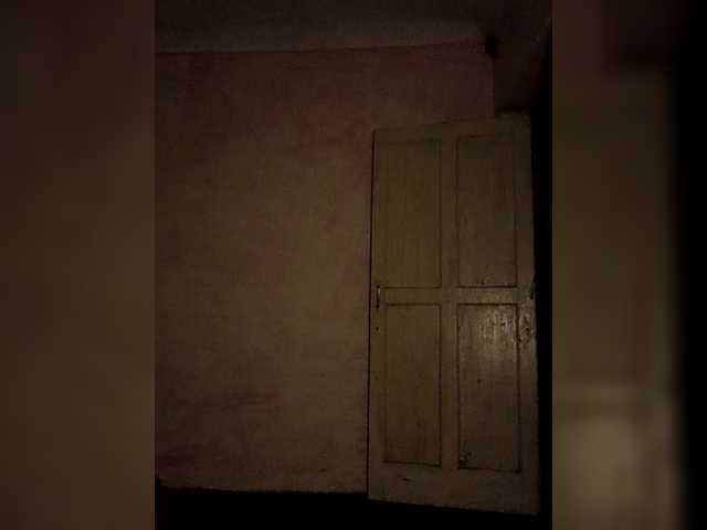 Diana1998, en directo ahora en BongaCams
