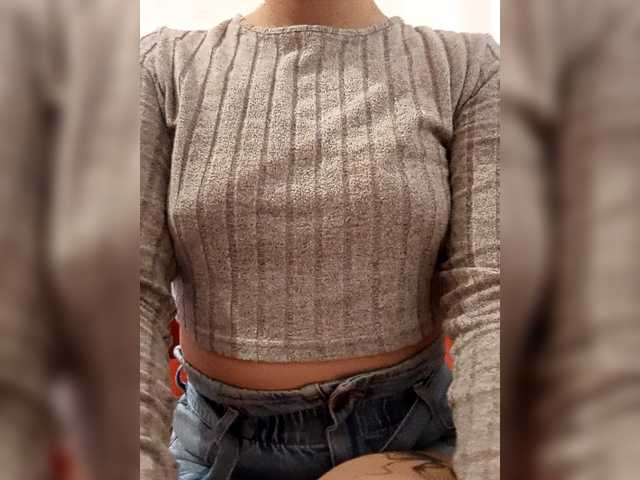 Diana1998 live cam on BongaCams