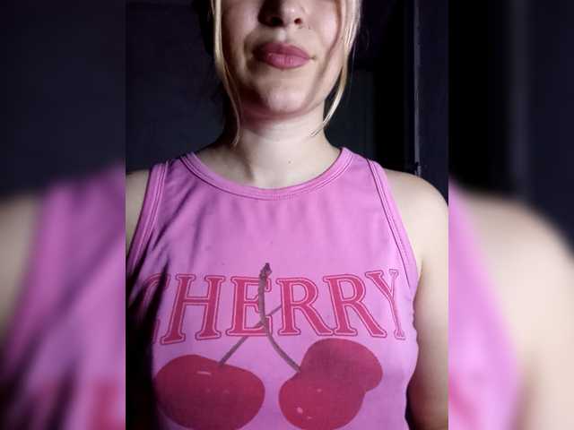Diana1998 live cam on BongaCams