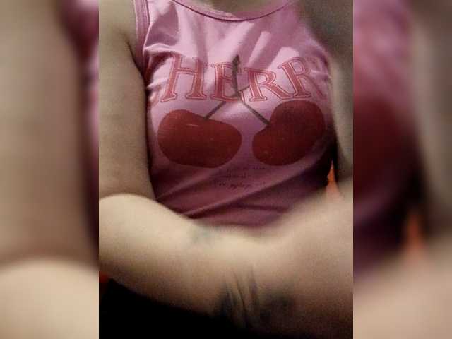 Diana1998, en directo ahora en BongaCams
