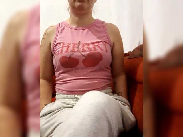 Diana1998, en vivo ahora en BongaCams