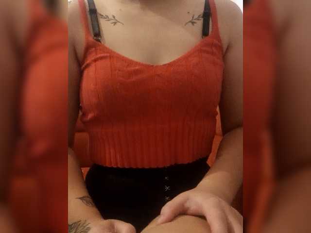 Diana1998 live cam on BongaCams