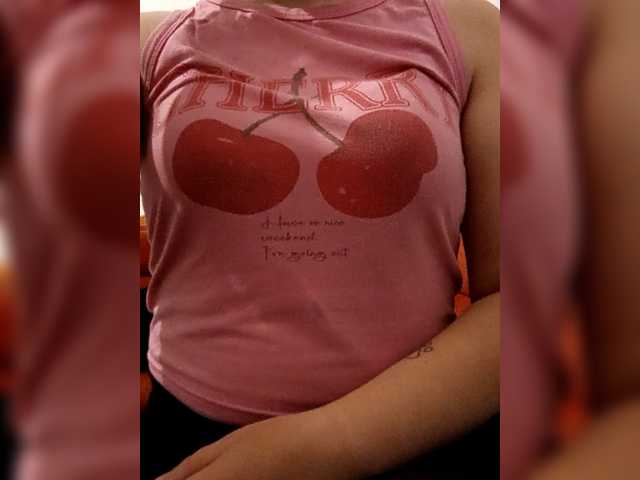 Diana1998, en directo ahora en BongaCams