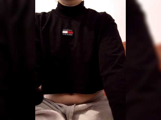 Diana1998 live cam on BongaCams