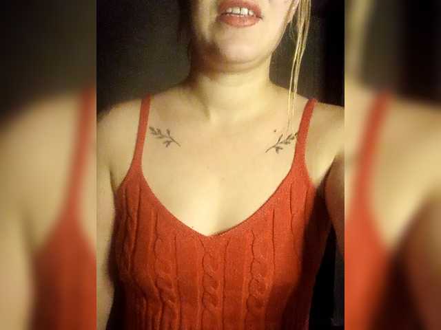 Diana1998 live cam on BongaCams