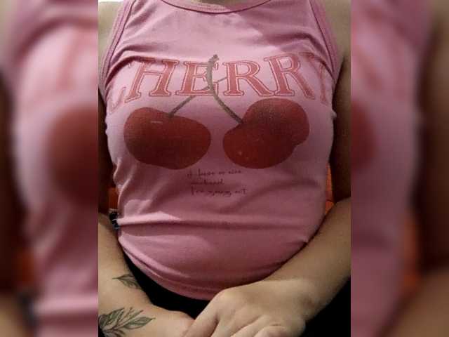 Diana1998, en directo ahora en BongaCams