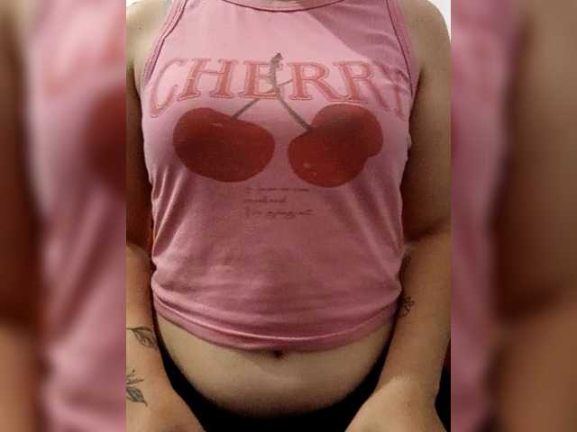 Diana1998 live cam on BongaCams
