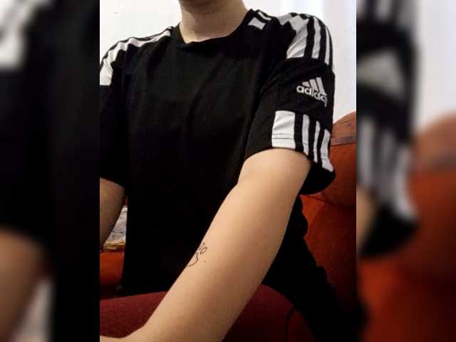 Diana1998 live cam on BongaCams