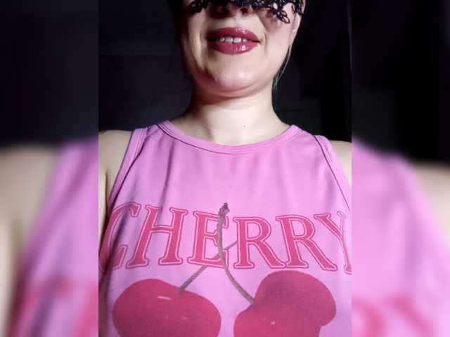 le modèle Sofia_69 est en webcam porno dans un show sur le site bongacams, il possède les tags suivants: White/Caucasian,Redhead,Trimmed