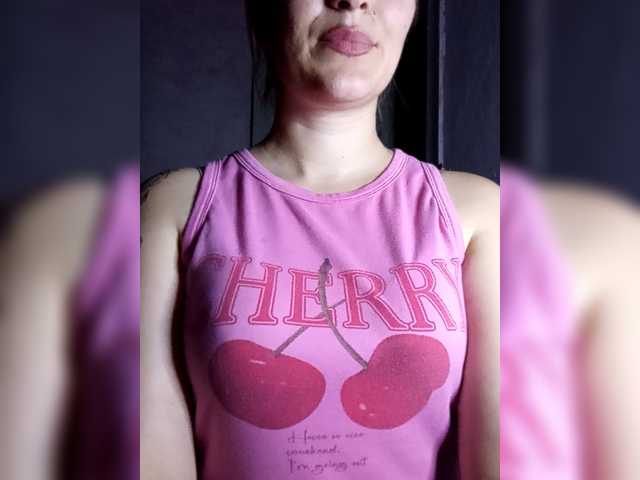 Diana1998 live cam on BongaCams