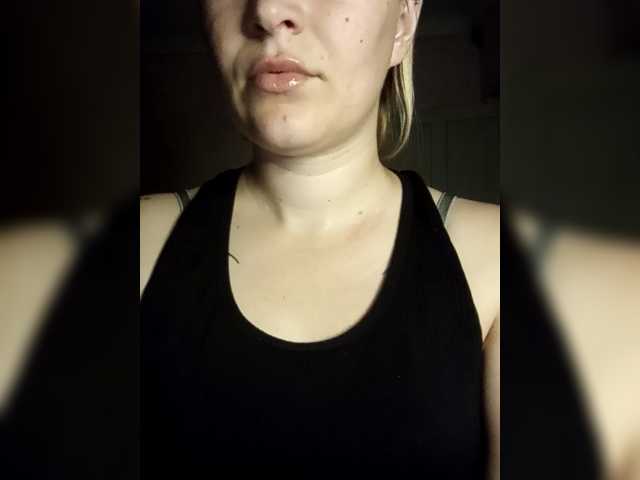 Diana1998 live cam on BongaCams