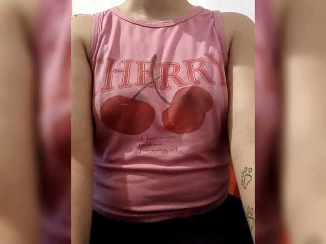 Diana1998 live cam on BongaCams
