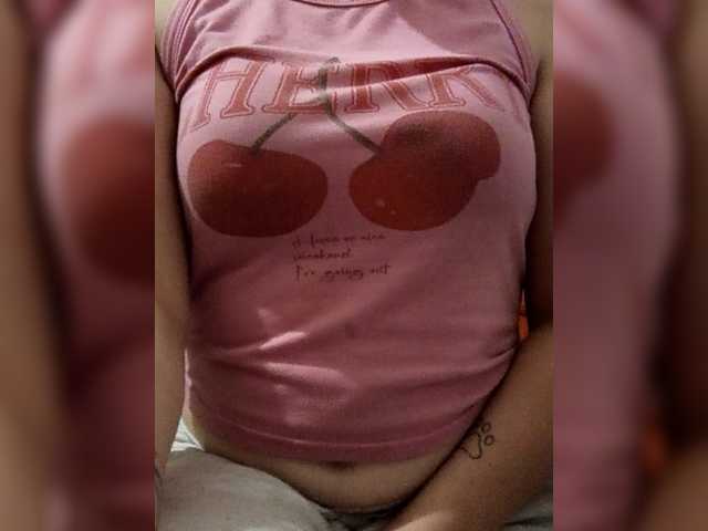 Diana1998 live cam on BongaCams
