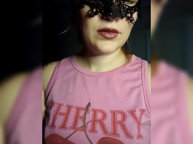 Diana1998 live cam on BongaCams
