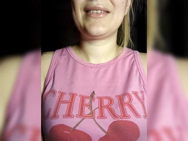 Diana1998 live cam on BongaCams