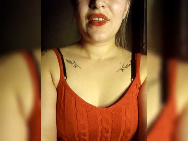 Diana1998 live cam on BongaCams