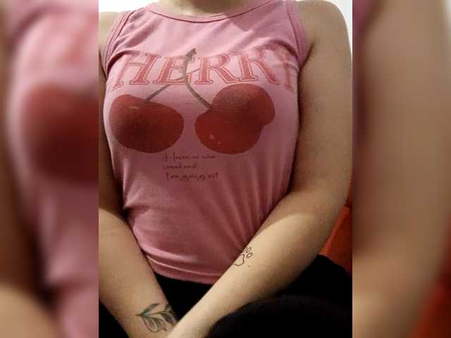 Diana1998 live cam on BongaCams