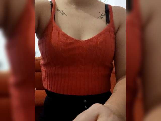 Diana1998 live cam on BongaCams