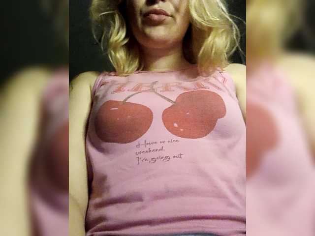Diana1998 live cam on BongaCams