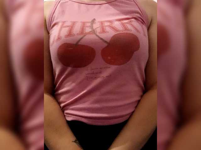 Diana1998 live cam on BongaCams