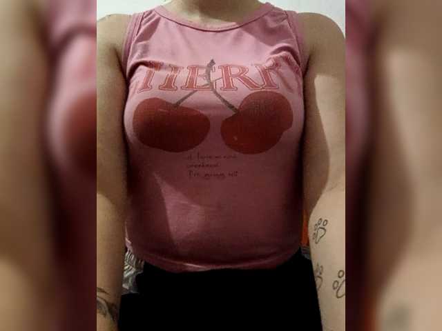 Diana1998 live cam on BongaCams