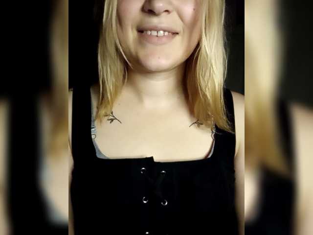 Diana1998 live cam on BongaCams