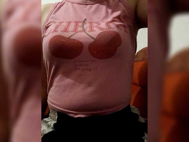 Diana1998 live cam on BongaCams