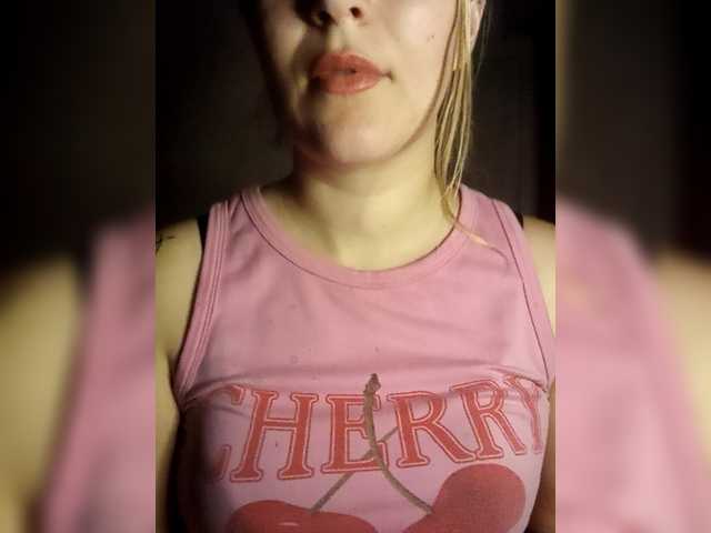 Diana1998 live cam on BongaCams