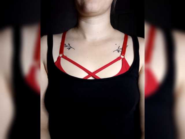 Diana1998 live cam on BongaCams