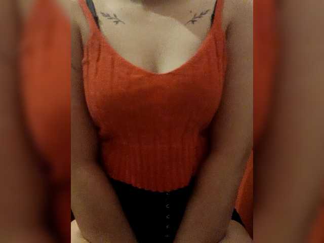 Diana1998 live cam on BongaCams