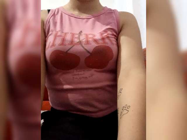 Diana1998 live cam on BongaCams