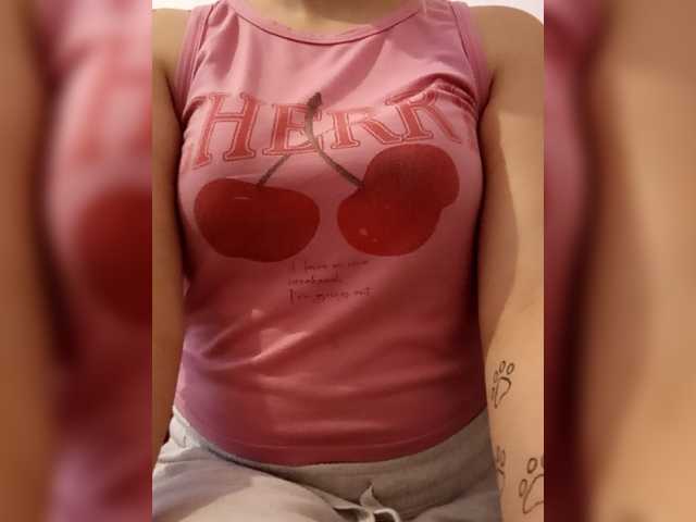 Diana1998 live cam on BongaCams