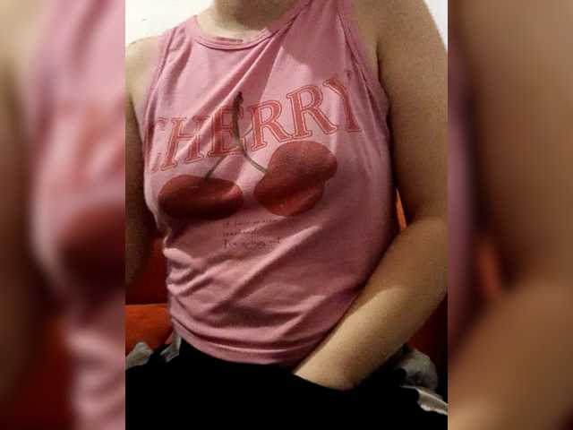 Diana1998 live cam on BongaCams