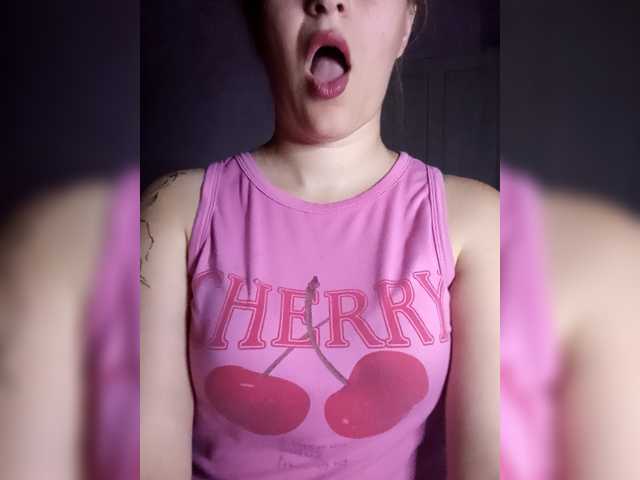 Diana1998 live cam on BongaCams
