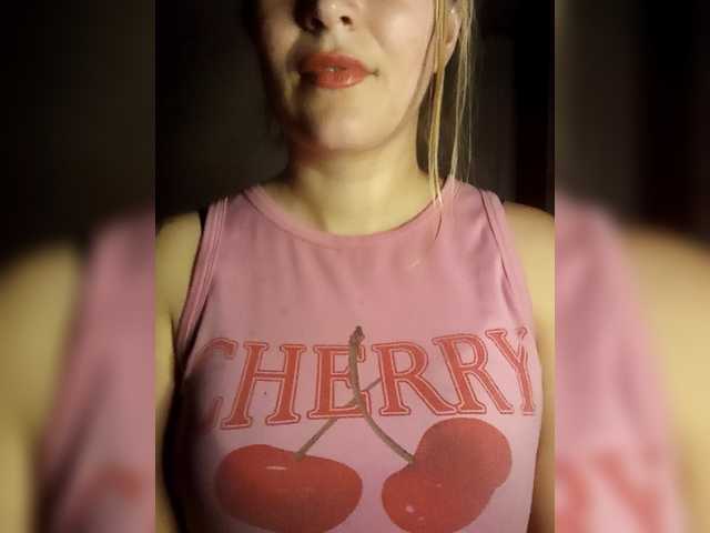 Diana1998 live cam on BongaCams