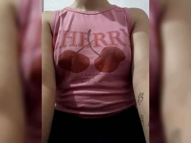 Diana1998 live cam on BongaCams