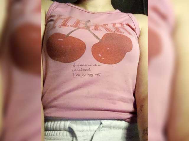 Diana1998 live cam on BongaCams