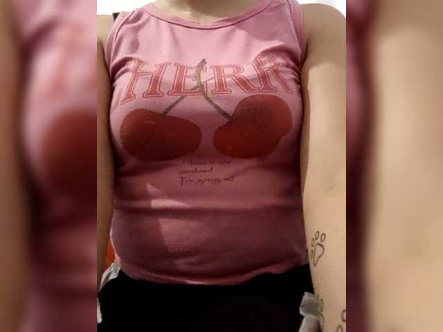 Diana1998 live cam on BongaCams