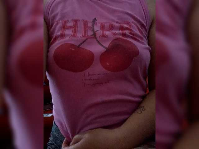 Diana1998 live cam on BongaCams