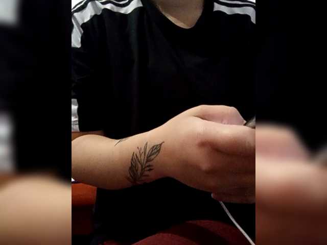 Diana1998 live cam on BongaCams