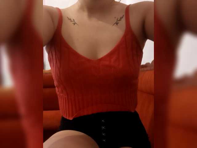 Diana1998 live cam on BongaCams